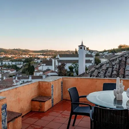 Casa De Cima - Muralha Do Castelo De Βίλα